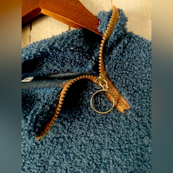 Unbranded XL Pullover Upper Side Quarter Zip Soft Lightweight Unique Style - Picture 4 of 8